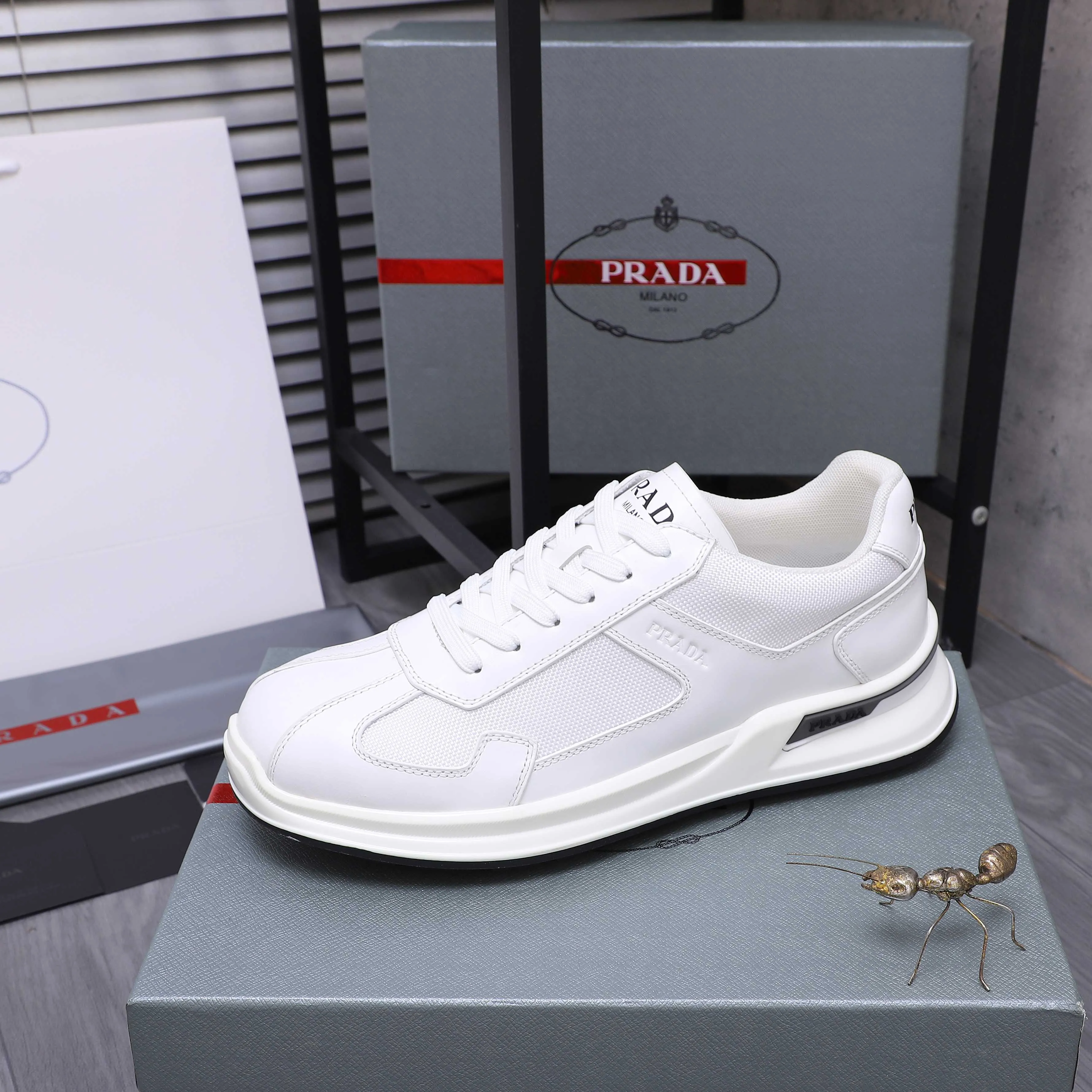 Men's shoes 💰p620 Product trademark: Men's shoes 💰pRADA [Prada] casual shoes, regular size. Size: 38-45 Product materials: selected high-quality cowhide stitching mesh upper mesh lining cowhide insole original rubber outsole